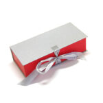 cutie cu funda pentru cadou
